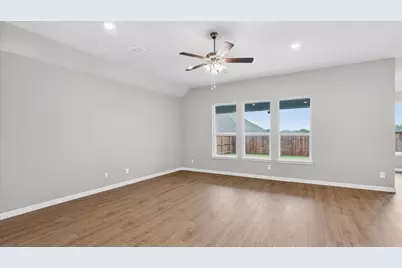 3329 Seaside Street, Grand Prairie, TX 76065 - Photo 8