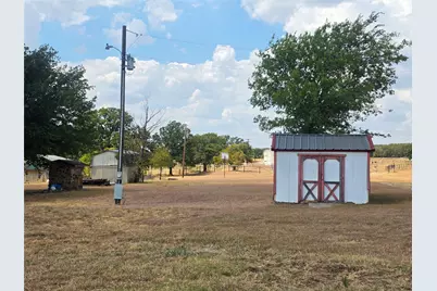 1219 Fm 2583, Bowie, TX 76230 - Photo 18