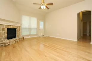 3300 Glen Crest Ln, Denton, TX 76208 - Photo 2