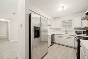 1009 Enlow Cir, Commerce, TX 75428 - Photo 8