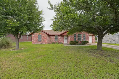 1009 Enlow Circle, Commerce, TX 75428 - Photo 1