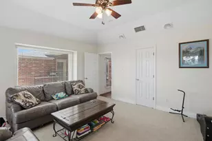 7501 Meadowside Rd, Fort Worth, TX 76132 - Photo 14