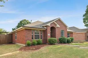 6401 Candletree Ln, McKinney, TX 75070 - Photo 2