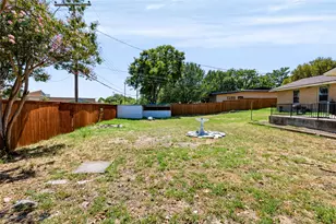732 Hurstview Dr, Hurst, TX 76053 - Photo 30