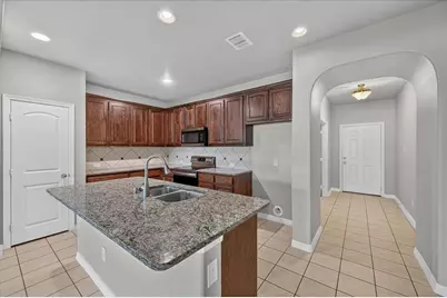 601 Sinclair Court, Arlington, TX 76002 - Photo 10