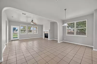 601 Sinclair Court, Arlington, TX 76002 - Photo 4
