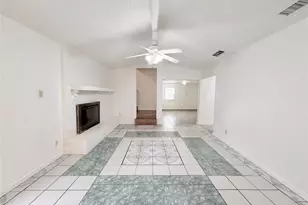 610 Colonial Dr, Garland, TX 75043 - Photo 12