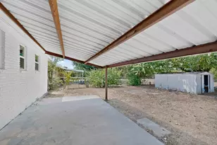 200 Opal St, Saginaw, TX 76179 - Photo 10