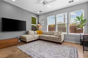 1011 Gallivant Ln, Dallas, TX 75218 - Photo 12