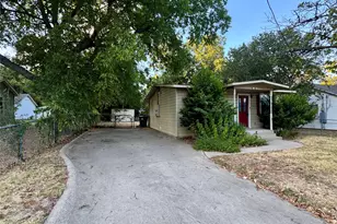 1013 Wilshire Blvd, Arlington, TX 76012 - Photo 2