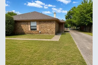 1049 Cottonwood Trail, Benbrook, TX 76126 - Photo 1