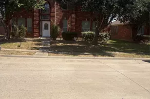 2006 Trickling Creek Dr, Garland, TX 75041 - Photo 1