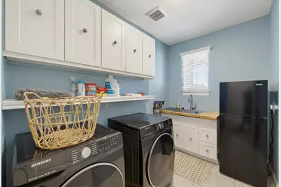 1811 Sable Bay Lane, Arlington, TX 76005 - Photo 32