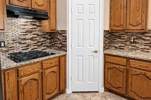 1805 Wylie Creek Dr, DeSoto, TX 75115 - Photo 12