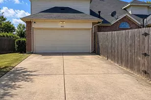 1805 Wylie Creek Dr, DeSoto, TX 75115 - Photo 38