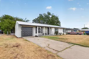 108 N Judd St, White Settlement, TX 76108 - Photo 2