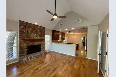 1818 Haydenbend Circle, Grapevine, TX 76051 - Photo 8