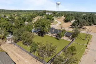 1011 E Connell St, Breckenridge, TX 76424 - Photo 32