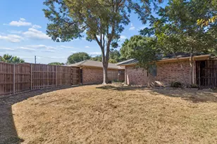 2206 Blue Cypress Dr, Richardson, TX 75082 - Photo 4