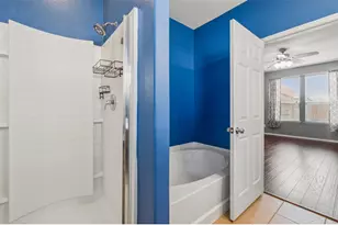 409 Mariscal Pl, Fort Worth, TX 76131 - Photo 18
