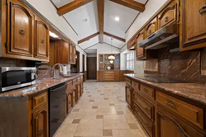 2702 Wagonwheel Drive, Carrollton, TX 75006 - Photo 6