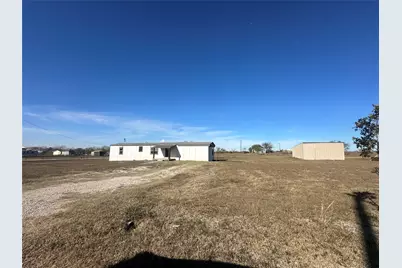 211 Alton, Ennis, TX 75119 - Photo 24
