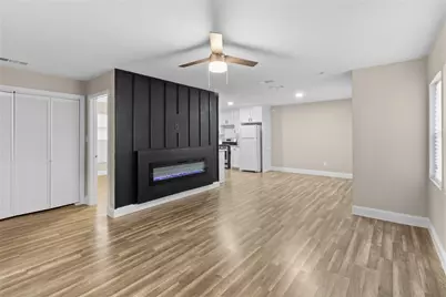 2907 Clinton Avenue, Fort Worth, TX 76106 - Photo 2