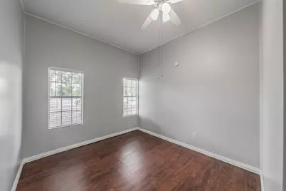 401 S Anglin Street, Cleburne, TX 76031 - Photo 24
