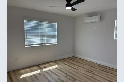 205 N Main Street, Edgewood, TX 75117 - Photo 4