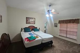 827 Quail Brook Dr, Arlington, TX 76001 - Photo 8