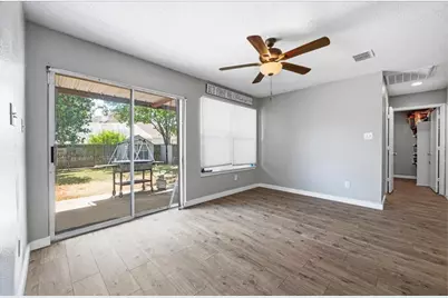 2423 Ranchview Drive, Grand Prairie, TX 75052 - Photo 12