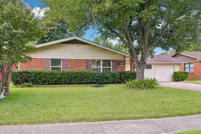 3438 Princeton Drive, Irving, TX 75062 - Photo 2