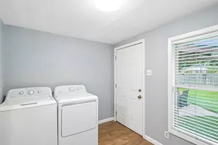 3438 Princeton Dr, Irving, TX 75062 - Photo 20