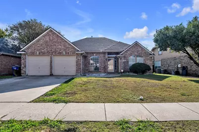 2202 Richmond Circle, Mansfield, TX 76063 - Photo 2