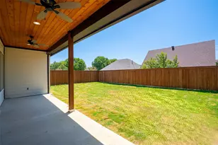 944 Claystone Ridge Dr, Fort Worth, TX 76028 - Photo 32
