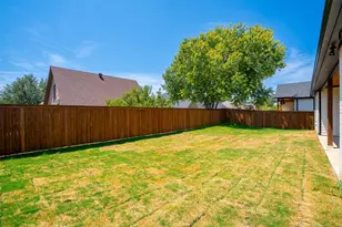 944 Claystone Ridge Dr, Fort Worth, TX 76028 - Photo 36