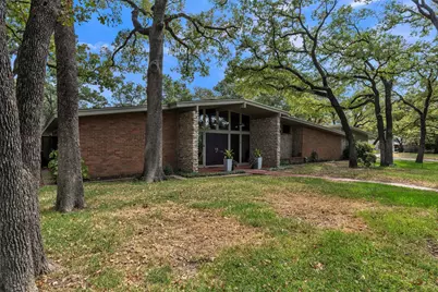 4900 Wondol Court, North Richland Hills, TX 76053 - Photo 2