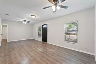 1130 Alvarado St, Cleburne, TX 76031 - Photo 8