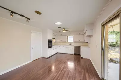 4105 Springbranch Drive, Benbrook, TX 76116 - Photo 10