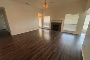 1024 Carlin Ln, Burleson, TX 76028 - Photo 4
