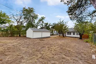 2006 S Ewing Ave, Dallas, TX 75216 - Photo 36