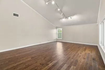 905 Crowley Road, Arlington, TX 76012 - Photo 12