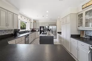 905 Crowley Rd, Arlington, TX 76012 - Photo 16