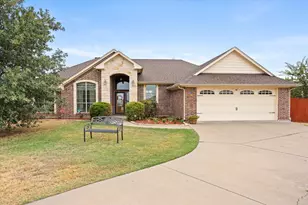 2804 Tour Ct, Granbury, TX 76049 - Photo 1