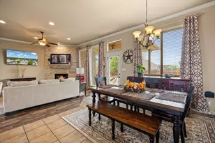 2804 Tour Ct, Granbury, TX 76049 - Photo 6