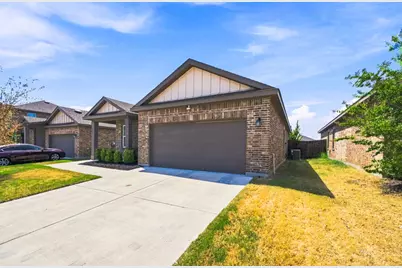 8405 Hawkview Drive, Fort Worth, TX 76179 - Photo 2
