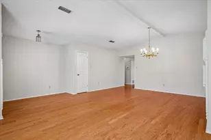 5516 Valparaiso Trail, Arlington, TX 76017 - Photo 2