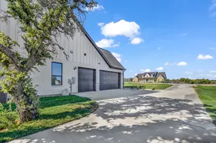 740 Burr Oak Ln, Weatherford, TX 76085 - Photo 8