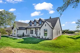 740 Burr Oak Ln, Weatherford, TX 76085 - Photo 4