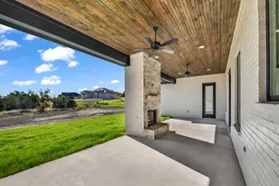 740 Burr Oak Ln, Weatherford, TX 76085 - Photo 10